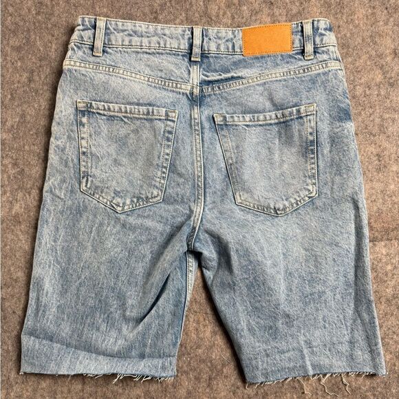 Zara Cut Off Shorts Women 6 Blue Denim Medium Wash Cotton Frayed Hem‎ 5-Pockets - Picture 6 of 6